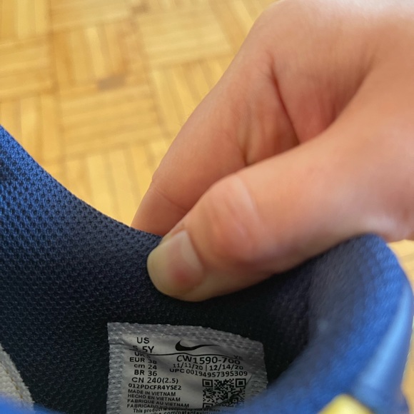 Dunk Low Michigan 2021 - Picture 7 of 11